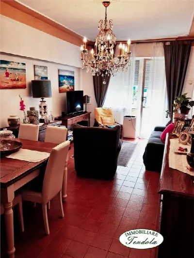 Appartamento in vendita a Carrara, Centro - foto 8
