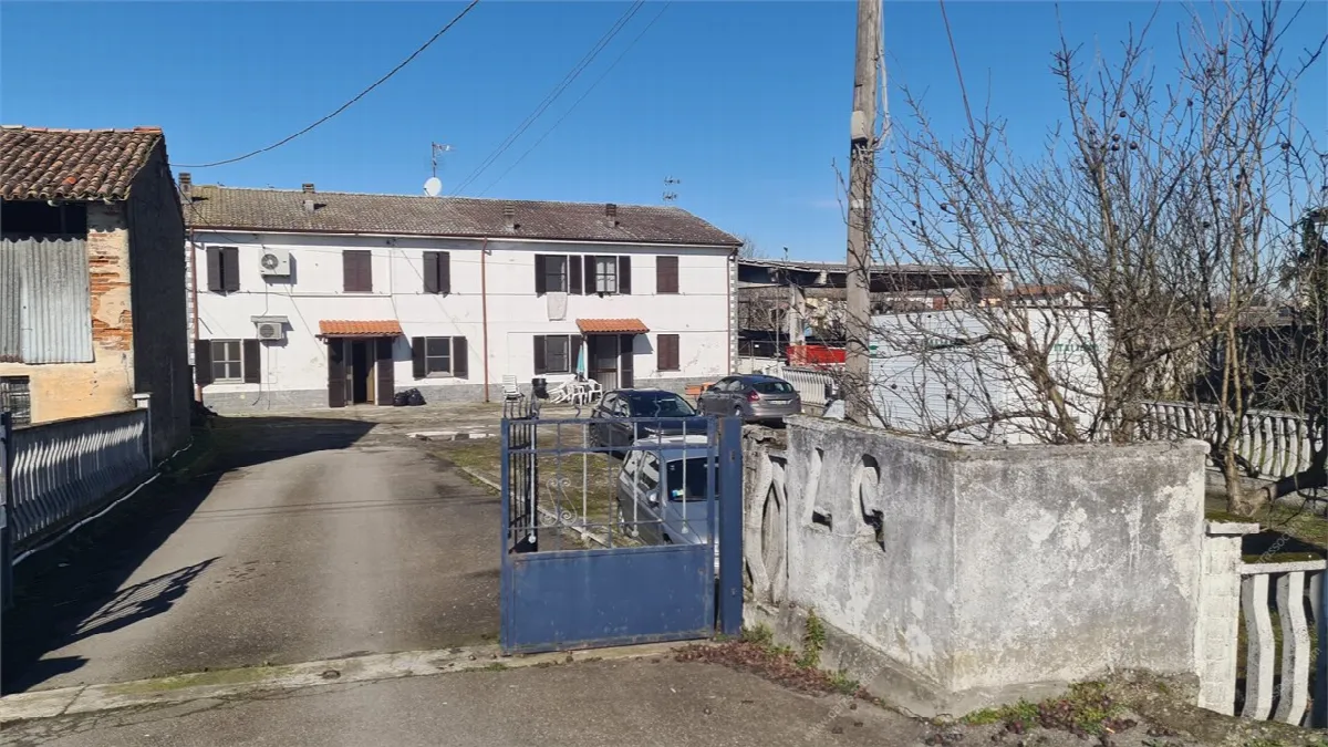 Rustico/Casale in vendita a Mezzana Bigli - foto 3