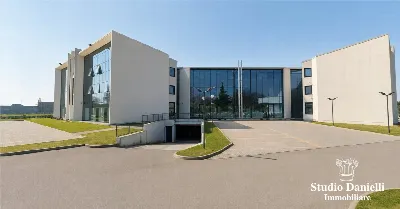 Ufficio in vendita a Carate Brianza - foto 1