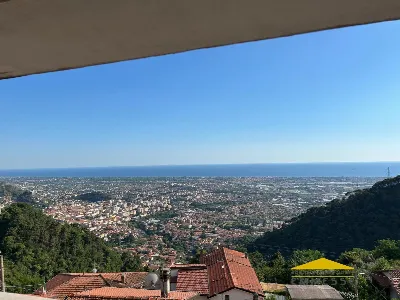 Casa Indipendente a Massa