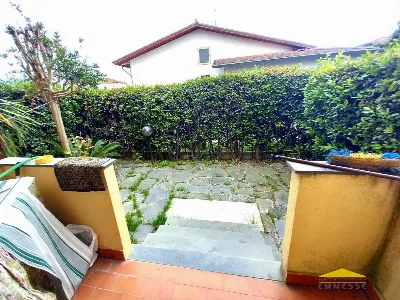 Appartamento in vendita a Massa, Marina Di... - foto 2