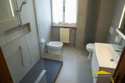 Appartamento in vendita a Massa, Centro, T... - foto 8