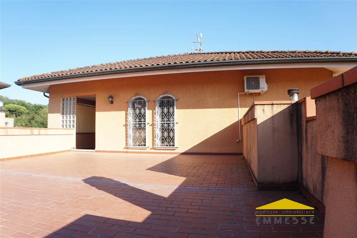 Casa Indipendente in vendita a Carrara, Fontia, Fossola, Fossone - foto 2