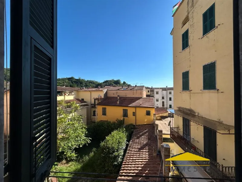 Appartamento in vendita a Carrara, Centro - foto 1