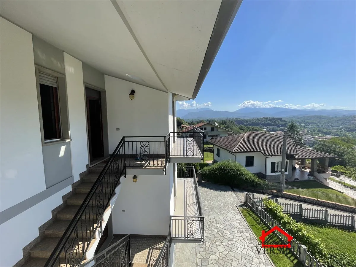 Appartamento in vendita a Podenzana - foto 2