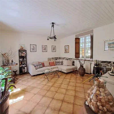 Villa in vendita a Massarosa - foto 1