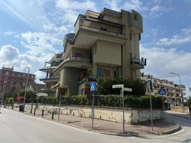 Appartamento in vendita ad Acerra - foto 1