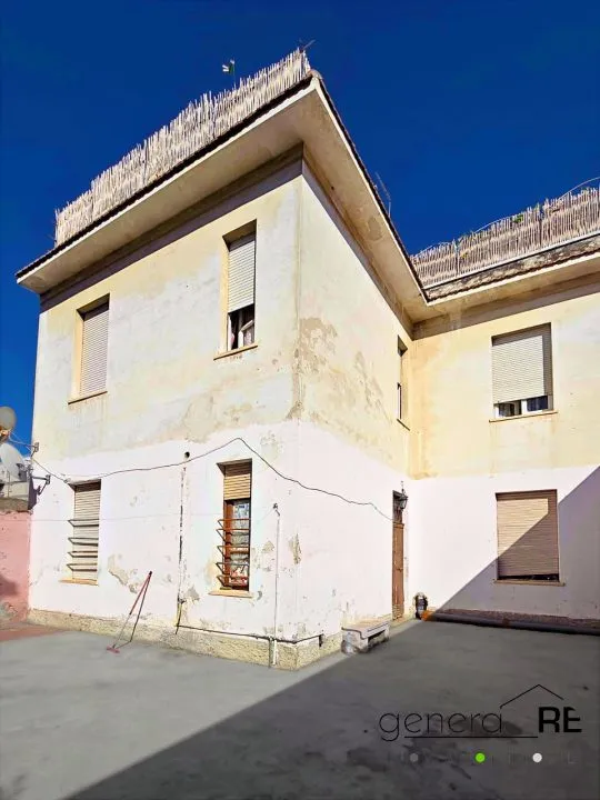 Palazzo/Stabile in vendita a Montesilvano - foto 1