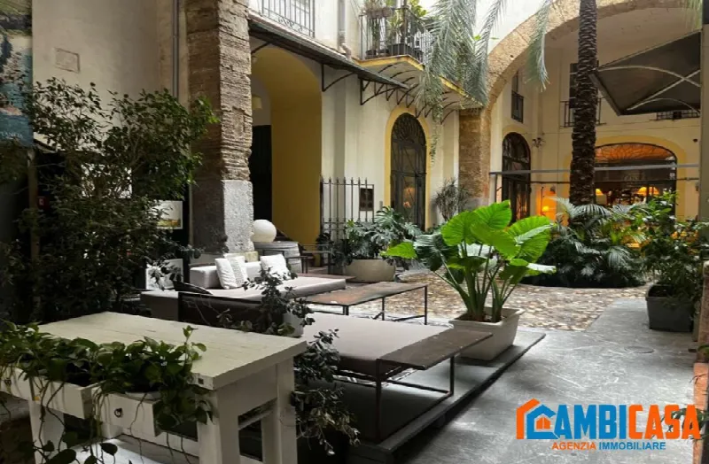 Appartamento in vendita a Palermo, Centro Storico - foto 1
