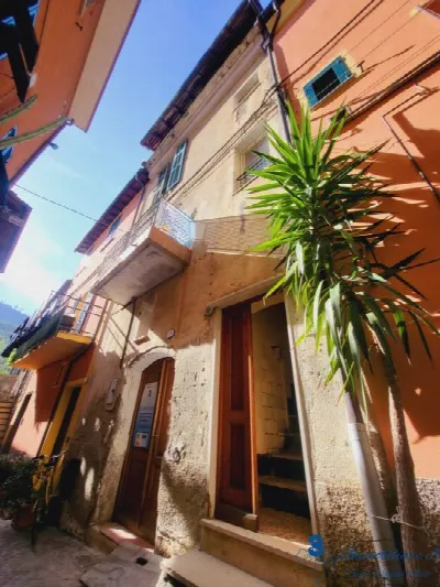 Rustico/Casale in vendita a Villanova d'Al... - foto 2