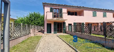 Villetta a schiera in vendita a Villanova ... - foto 2