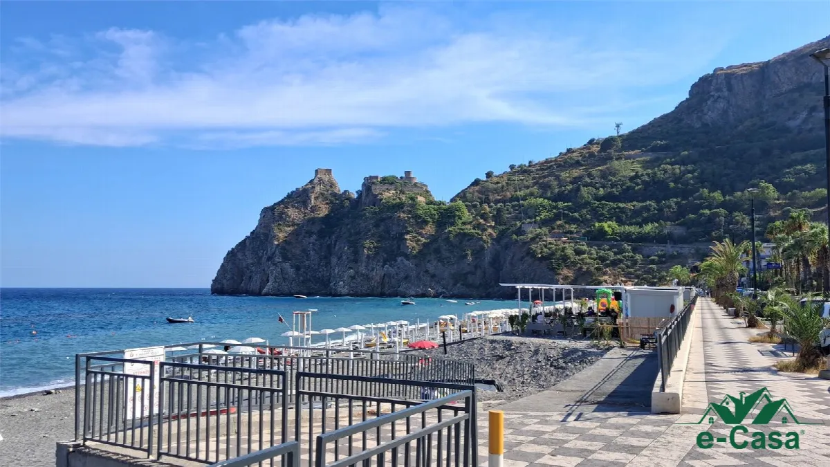 Appartamento in vendita a Sant'Alessio Siculo - foto 2