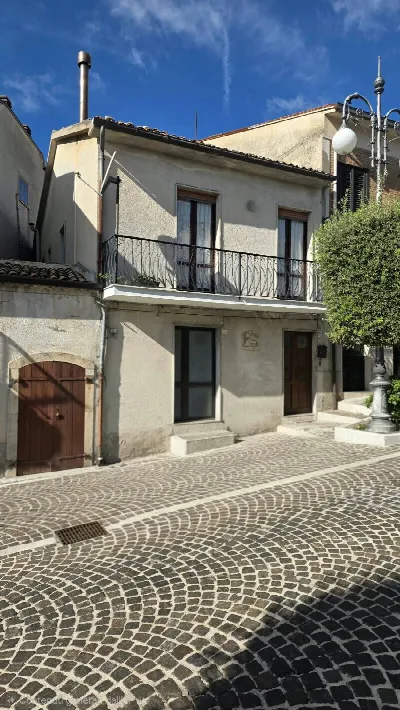 Casa Indipendente a Montemarano