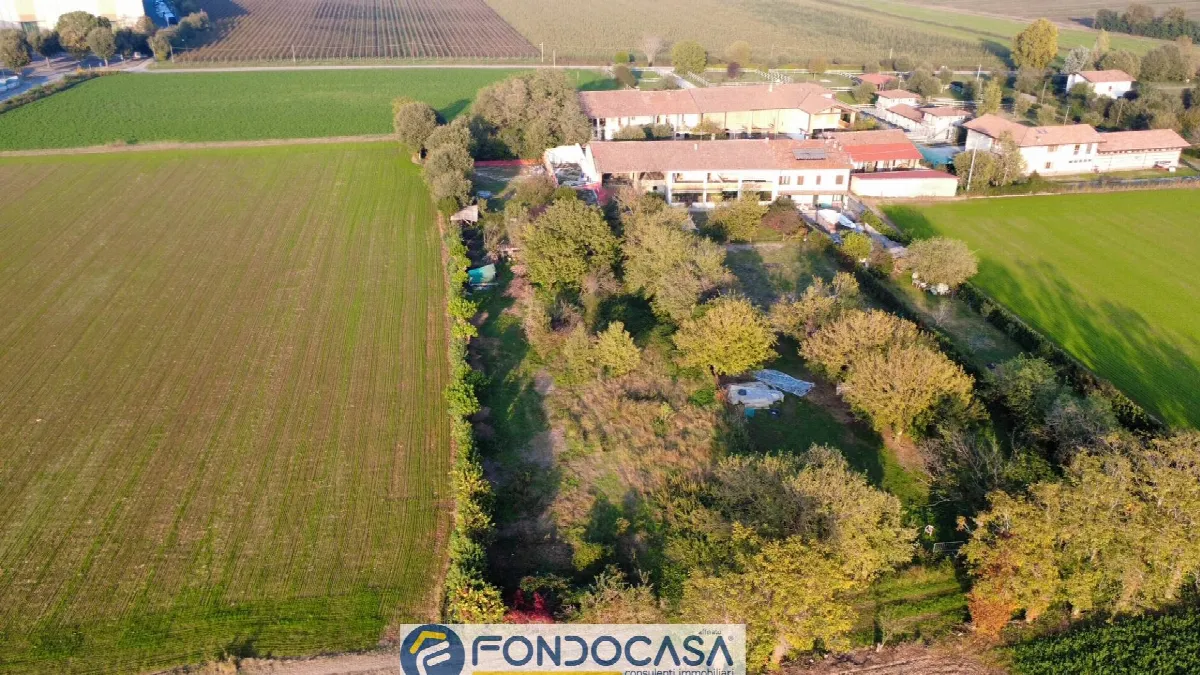 Rustico/Casale in vendita a Paderno Franciacorta - foto 2