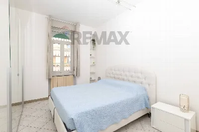 Appartamento in vendita a Trieste, Largo B... - foto 2