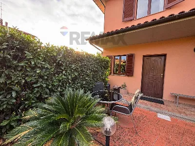 Villa a Fabro