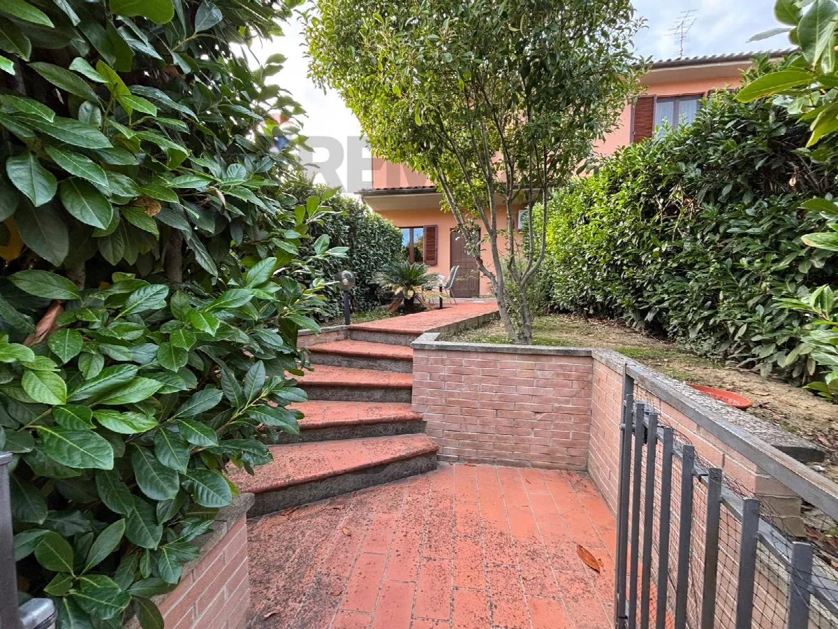 Villa in vendita a Fabro - foto 2