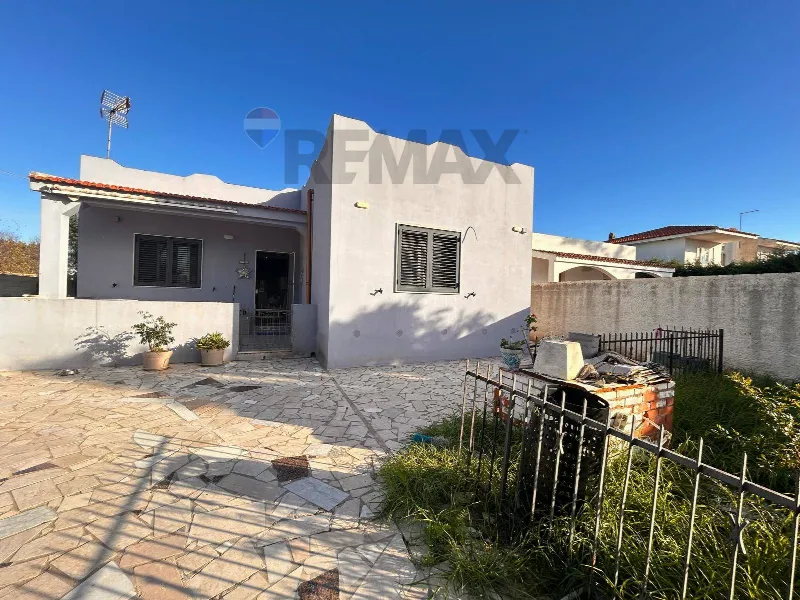 Villa in vendita a Siracusa, Arenella, Ognina, Fontane Bianche - foto 1