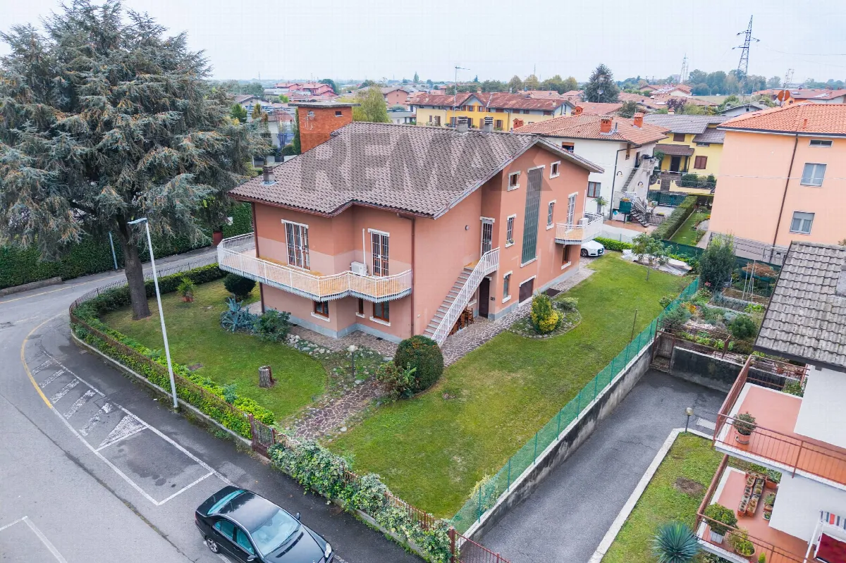 Villa in vendita a Curno - foto 2