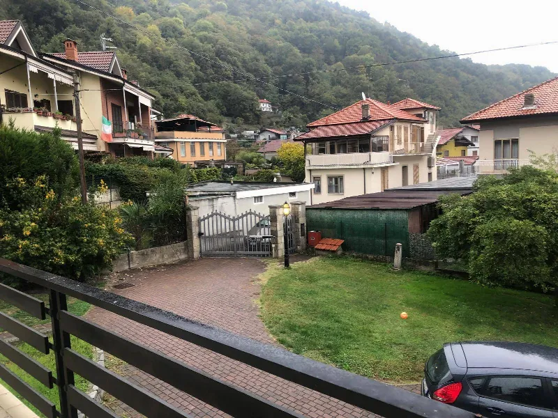 Casa Indipendente in vendita a Porte - foto 1