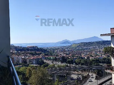 Appartamento in vendita a Napoli, Vomero, ... - foto 1