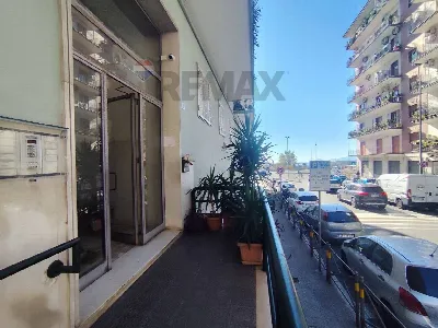 Appartamento in vendita a Napoli, Vomero, ... - foto 2