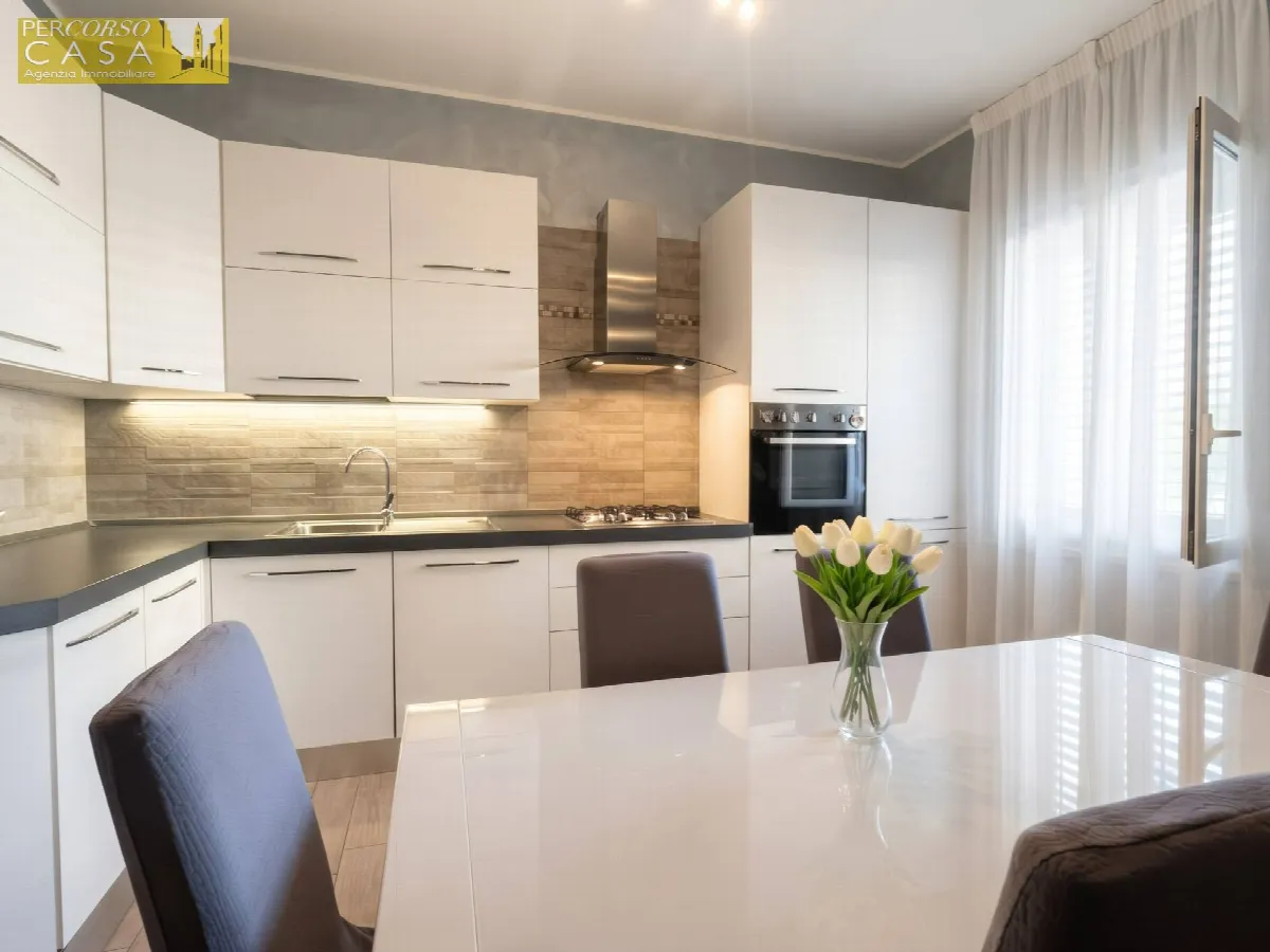 Casa Indipendente in vendita a Sant'Omero - foto 2
