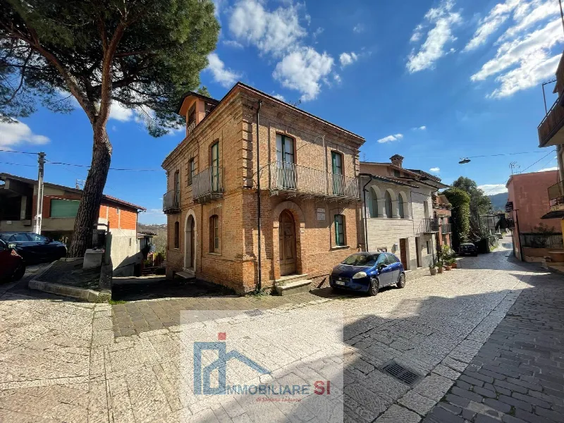 Casa Indipendente in vendita a Sant'Angelo a Cupolo - foto 1