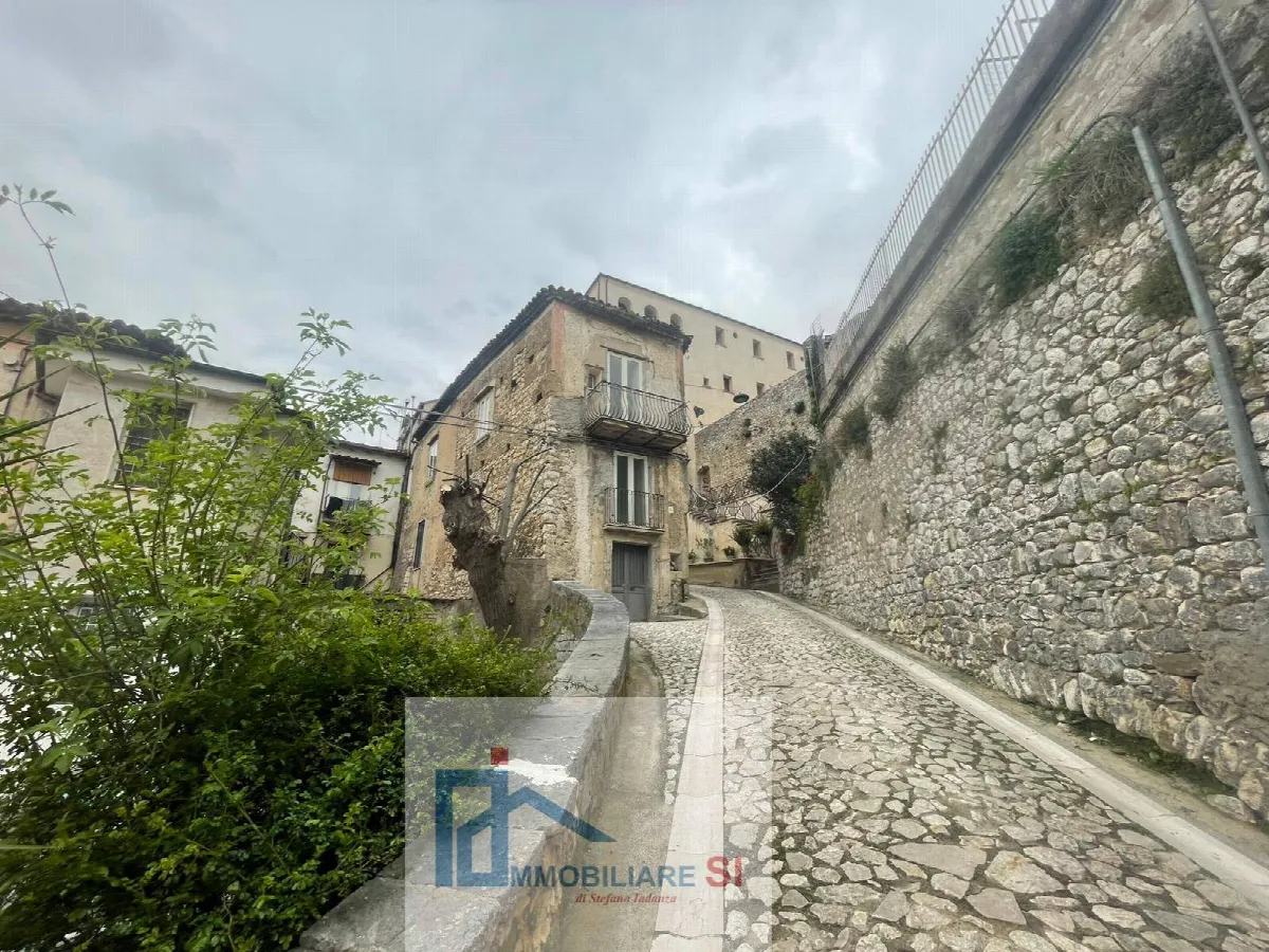 Casa Indipendente in vendita a Montesarchio - foto 2