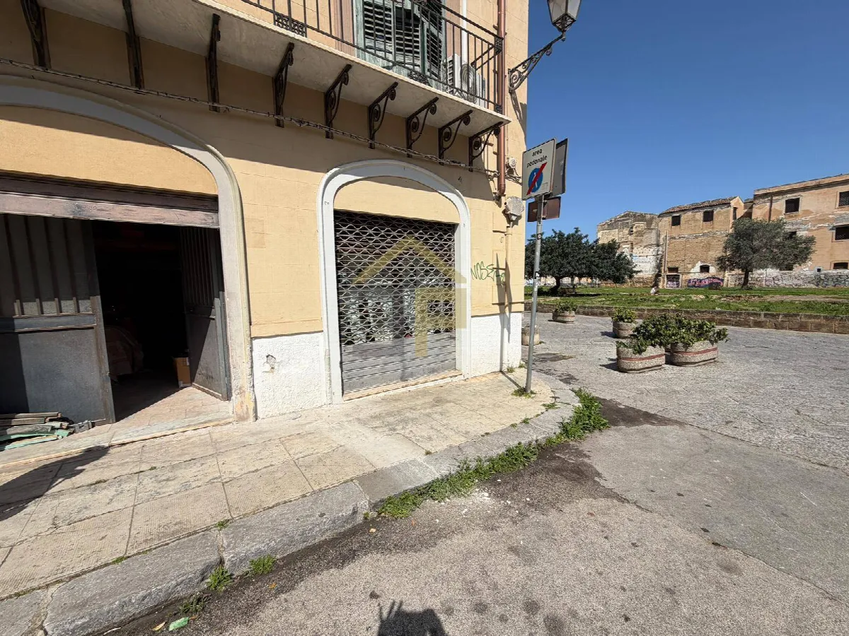 Appartamento in vendita a Palermo, Centro Storico - foto 2