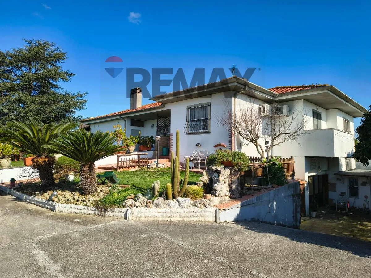 Casa Indipendente in vendita ad Aprilia - foto 2