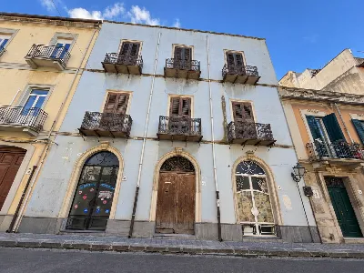 Palazzo/Stabile a Barcellona Pozzo di Gotto