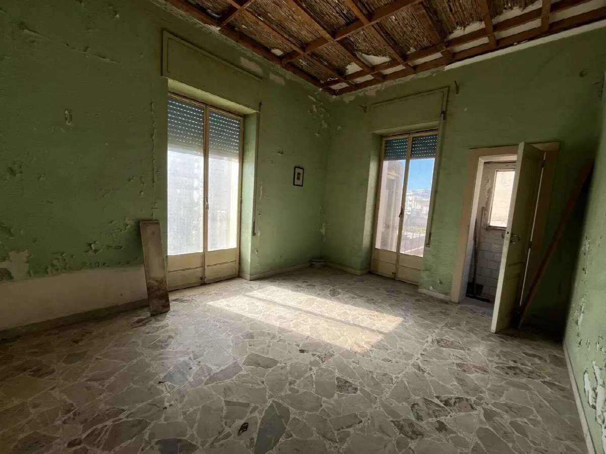 Palazzo/Stabile in vendita a Barcellona Pozzo di Gotto - foto 5