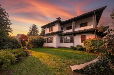Casa Indipendente in vendita a Parabiago - foto 1