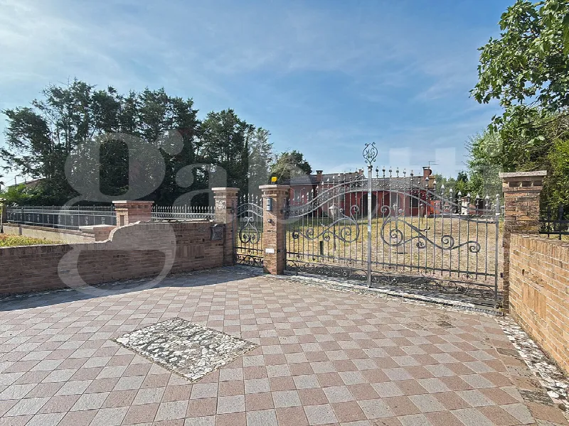 Villa in vendita a Correzzola - foto 1