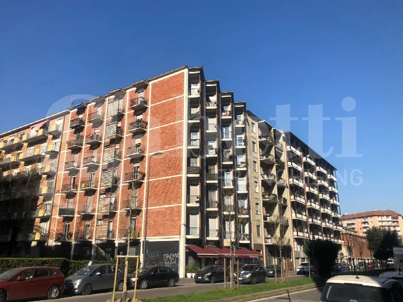 Appartamento in vendita a Milano, Bande Nere, Inganni - foto 1