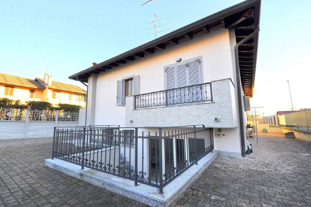 Villa in vendita a Bernate Ticino - foto 2