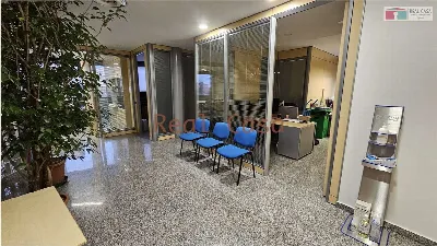 Ufficio in vendita a Modena, Villaggio Gia... - foto 4