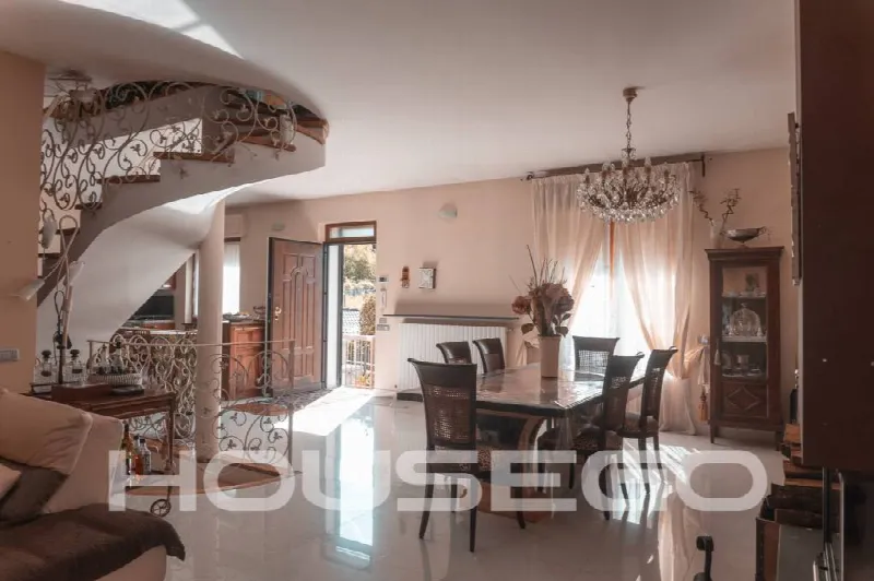 Villa in vendita a Busalla - foto 1