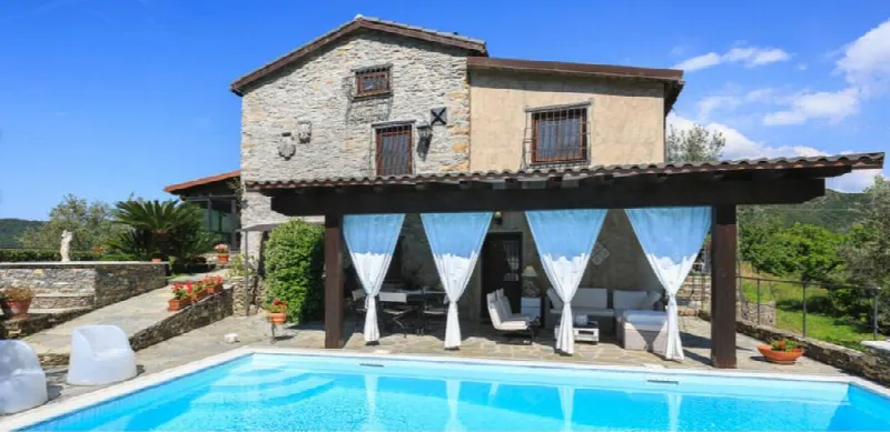 Villa in vendita ad Avegno - foto 1