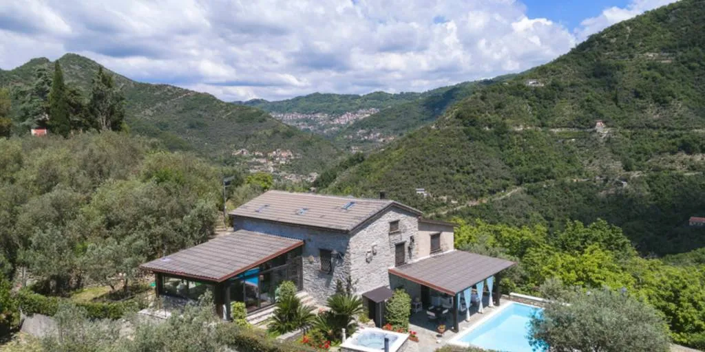 Villa in vendita ad Avegno - foto 2