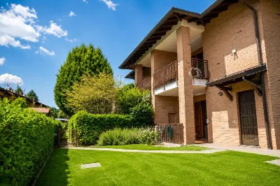 Villa in vendita a Carugo - foto 4