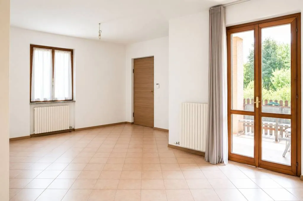 Villa in vendita a Carugo - foto 5