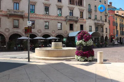 Ufficio in vendita a Bergamo, Borgo Palazz... - foto 8