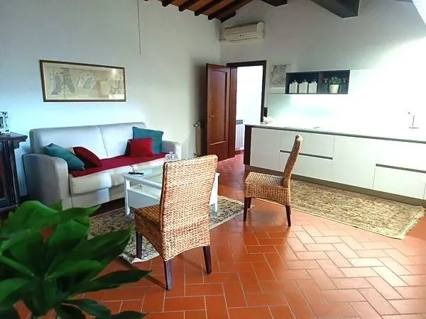 Casa Indipendente in vendita a Carmignano - foto 3