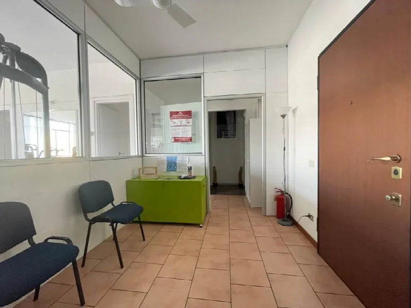 Ufficio in vendita a Vimercate - foto 1