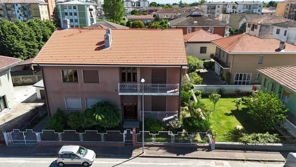 Appartamento in vendita a Vercelli - foto 2