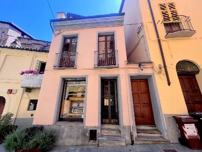 Palazzo/Stabile in vendita a Moncalieri - foto 2