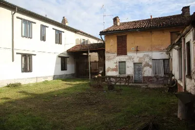 Casa Indipendente in vendita a Rosate - foto 1