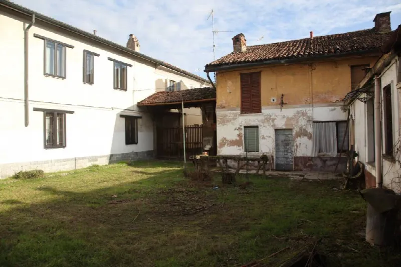 Casa Indipendente in vendita a Rosate - foto 1
